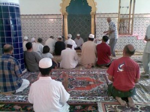 Paris : Bataille pour le contrôle de la nouvelle mosquée