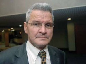 Des ex députés RCD critiquent les débats parlementaires sur les réformes politiques.