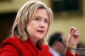 Arrivée à Alger de la secrétaire d'Etat américaine Hillary Clinton