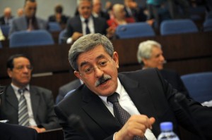 Ahmed Ouyahia reçu par le président Sud-africain Jacob Zuma 