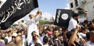 Tunisie: des milliers de manifestants pour la charia dans la constitution
