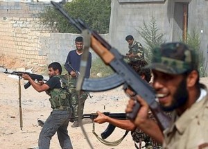 Cent travailleurs Tunisiens enlevés par des groupes armés Libyens 