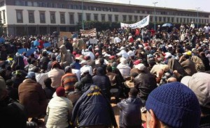Maroc: Des milliers de personnes manifestent à Casablanca pour l’amélioration de la situation sociale