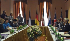 Nucléaire: A Moscou, les grandes puissances et l'Iran tentent de sortir de l'impasse