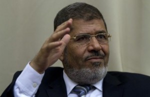 Egypte: Le président élu prête serment de façon symbolique
