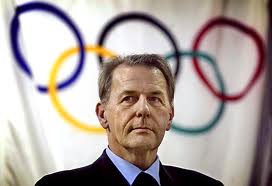Le président du CIO approuve l'autorisation par la FIFA du port du voile