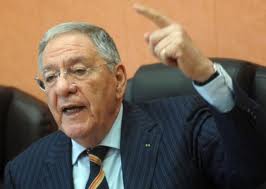 Ould Abbes insiste sur la formation de médecins en chirurgie de pointe