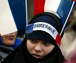 France : Les musulmans s'inquiètent des amalgames, après l'interpellation de 12 islamistes