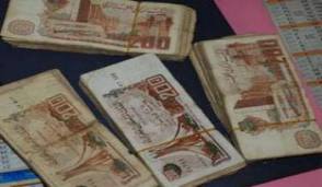 Les billets vétustes de 200 DA retirés avant la fin 2012