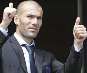 Zinedine Zidane va passer ses diplômes d'entraîneur
