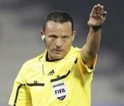  Djamel Haimoudi meilleur arbitre africain de l’année 2012