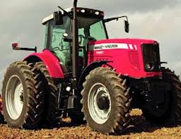 Le premier tracteur Massey-Ferguson est sorti d'usine aujourd'hui à Constantine