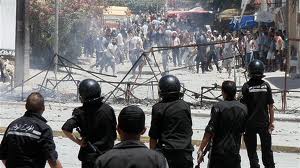 L'agitation sociale se poursuit dans plusieurs régions de Tunisie