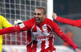 Grèce : L'Algérien Rafik Djebbour prolonge avec l'Olympiakos