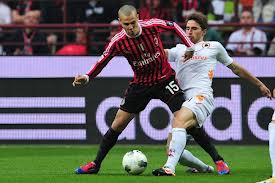 AC Milan : Djamel Mesbah intéresse le club turc de Galatasaray