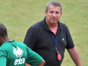 Ligue 1/ USM Alger: Courbis mise sur une "série de victoires" pour terminer 1er ou 2e