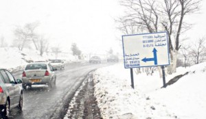 Neige : plusieurs routes coupées à la circulation dans 11 wilayas