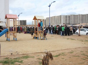 Des milliers de personnes assistent aux funérailles de Haroun et Ibrahim 