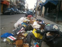 Grève des éboueurs d'Alger, les ordures s'accumulent, Benyounès déplore 