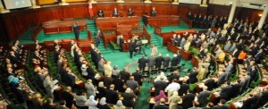 Tunisie: la Constituante doit approuver des élections pour le 27 octobre