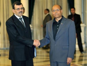 Tunisie: terrorisme et tensions sociales menacent le pays, juge le Premier ministre