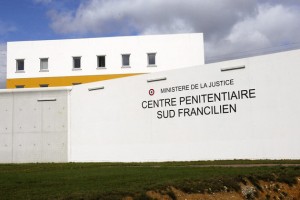 Un terroriste algérien du GIA a tenté de s'évader de prison en France