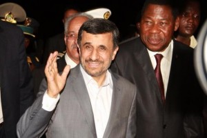 L'Iran n'a «pas besoin de la bombe atomique», affirme Ahmadinejad