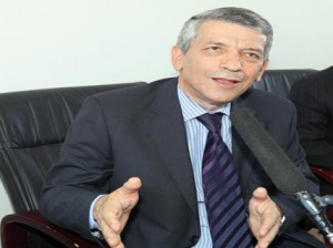 Le ministre de l’éducation veut éviter le bras de fer avec les syndicats en plein période d’examens 