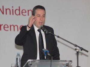 Plaidoyers de Amara Benyounès et Amar Ghoul pour un quatrième mandat de Bouteflika
