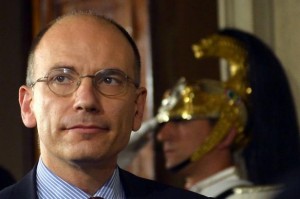 Italie: Enrico Letta, figure modérée de la gauche, chargé de former le gouvernement