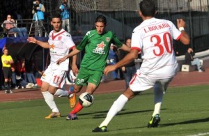 Ligue 2 (26e journée): les leaders chutent, le MO Béjaia se rapproche 