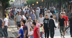 Démographie : nous sommes 37,9 millions d’algériens au 1 janvier 2013.