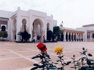 Azzouz Kerdoum présidera la commission de révision de la Constitution