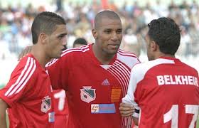 Ligue 1/USM Bel-Abbès : les joueurs et l’entraîneur aux abonnés absents 