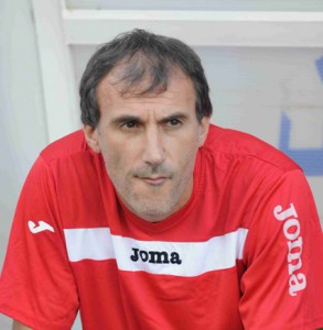 Coupe de la CAF (1/8 de finale bis/retour) : Solinas (JSM Béjaia) axe sur le plan psychologique avant d'affronter l'ES Sahel 