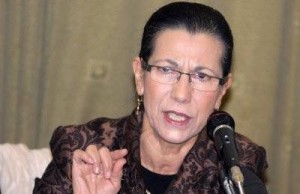 Louisa Hanoune réclame un procès contre Khélil, Temmar et Benachenou