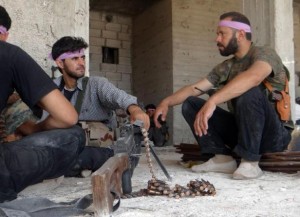 Syrie : les rebelles veulent des armes lourdes