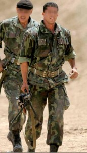 "Seule l'armée algérienne est capable de ne faire qu'une bouchée des islamistes du Mali"