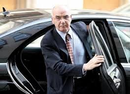 Yousfi : les entreprises étrangères impliquées dans les scandales de corruption interdites de partenariat avec l‘Algérie.