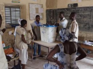 Présidentielle au Mali : dans l'attente des résultats d'un scrutin sans incident majeur 