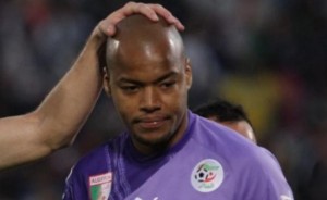 Des clubs anglais lorgnent sur le gardien Rais M'bolhi 