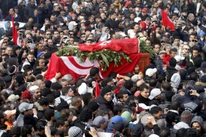 Tunisie: l'opposition laïque met la pression sur le gouvernement islamiste