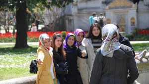 Erdogan appelle les femmes turques à mettre au monde au moins 3 enfants