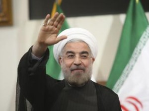 Iran : le président Hassan Rohani prend ses fonctions dans un contexte difficile 