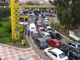 Carburant importé d'origine douteuse : Rush sur les stations-service