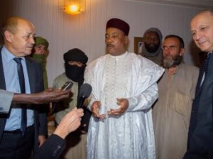 Libération des otages français au Niger: "AQMI a tout fait pour les protéger"