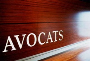 Loi/avocats : Compromis entre le Gouvernement et la corporation au détriment des libertés