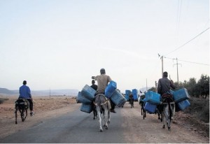 15.000 marocains vivent de la contrebande du carburant algérien 