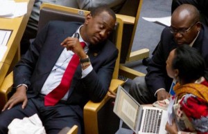 Le président Kenyatta n'ira pas devant la CPI, décide l'Union africaine