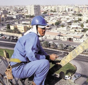 Le chantier du Mondial au Qatar : 4.000 immigrés paieront de leur vie